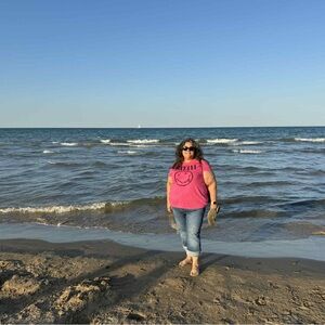 Meet your Posher, Julia